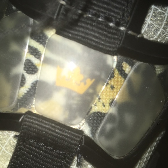 I seen how rare they where so I decided why not sell them for a affordable price - Picture 9 of 10